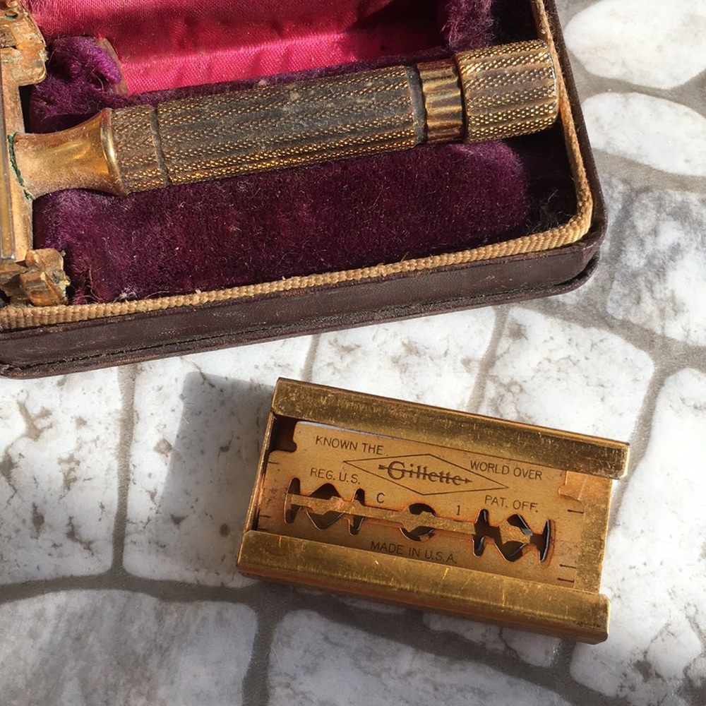 Vintage Gillette Razor - Picture 3 of 4